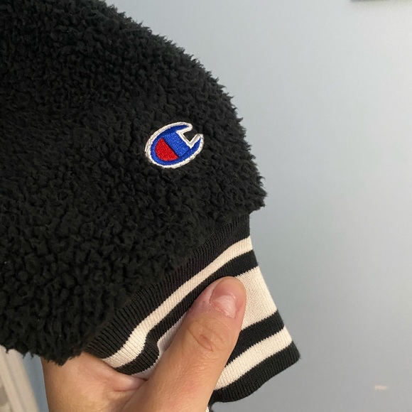 Champion jacket - Picture 4 of 8